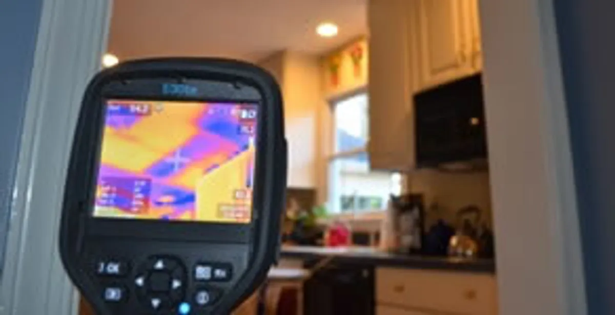 home energy audit service using thermal imaging to evaluate electrical efficiency inside a home in San Jose, CA